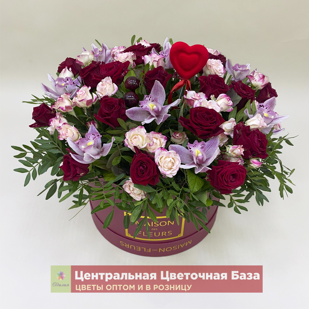 Купить Цветы в коробке Пламя любви за 1 руб. в в Мытищах и МО! Доставка круглосуточно