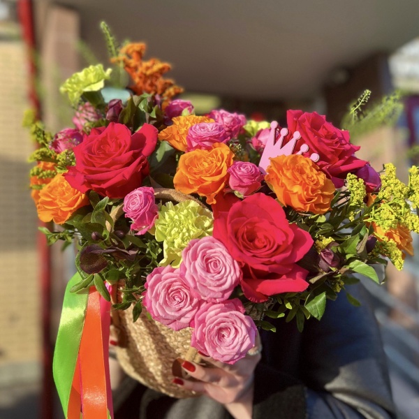 Цветы в корзине Апория