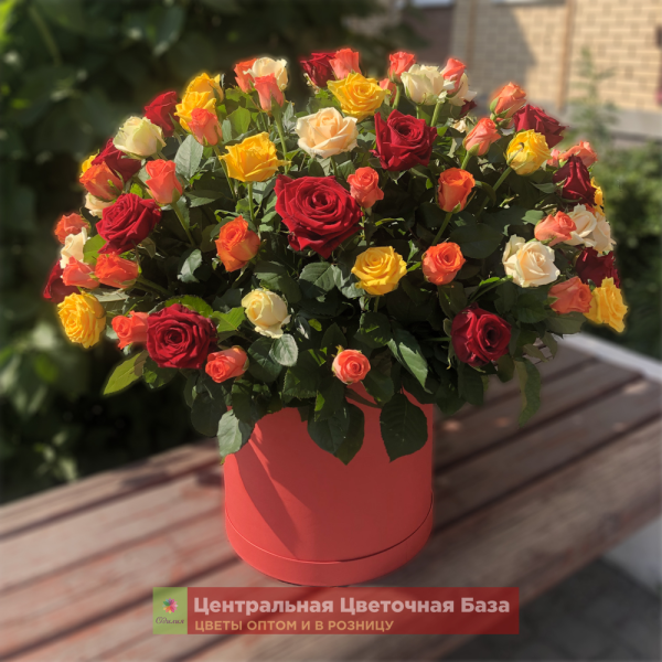101 Роза в шляпной коробке 50 см