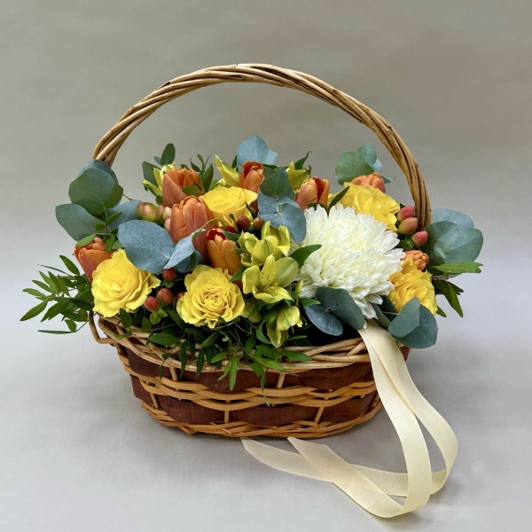 Цветы в корзине Золотая пыльца
