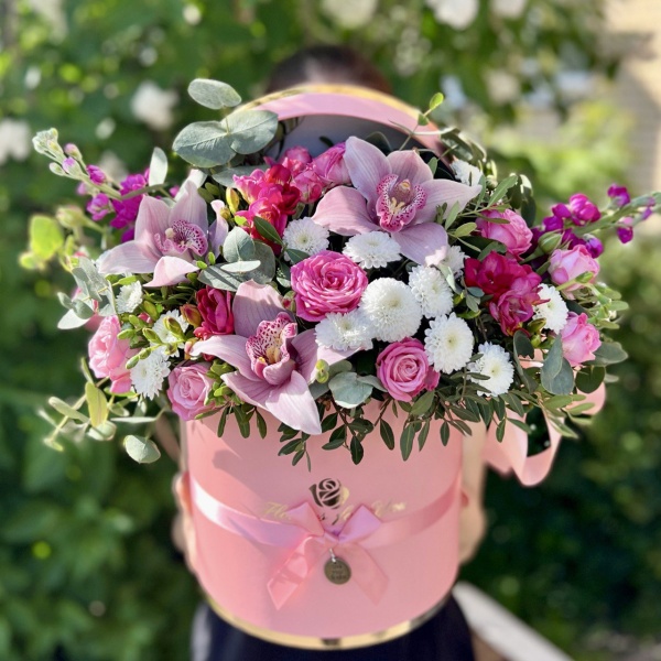 Цветы в коробке Декорация